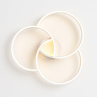 Plafonnier LED trois cercles en blanc