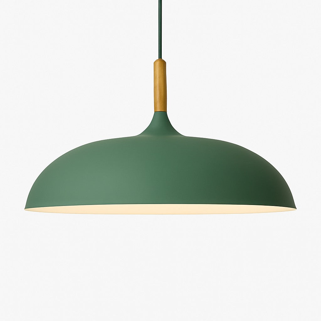 Suspension aluminium coloré et tige en bois en vert Image