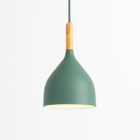 Suspension métal coloré et bâton en bois en modèle b vert